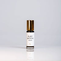 WOLF MOON MINI ROLLER PERFUME OIL