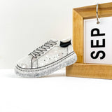 Simple sneaker Animal hair claw clip: White