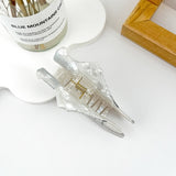 Simple sneaker Animal hair claw clip: White